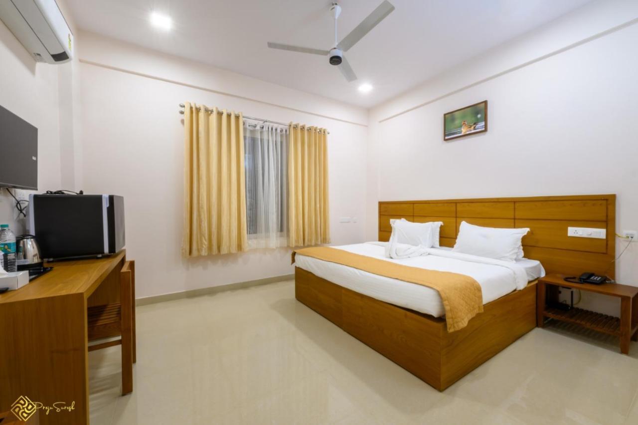 Daffodils Luxury Airport Suites Kochi Kültér fotó
