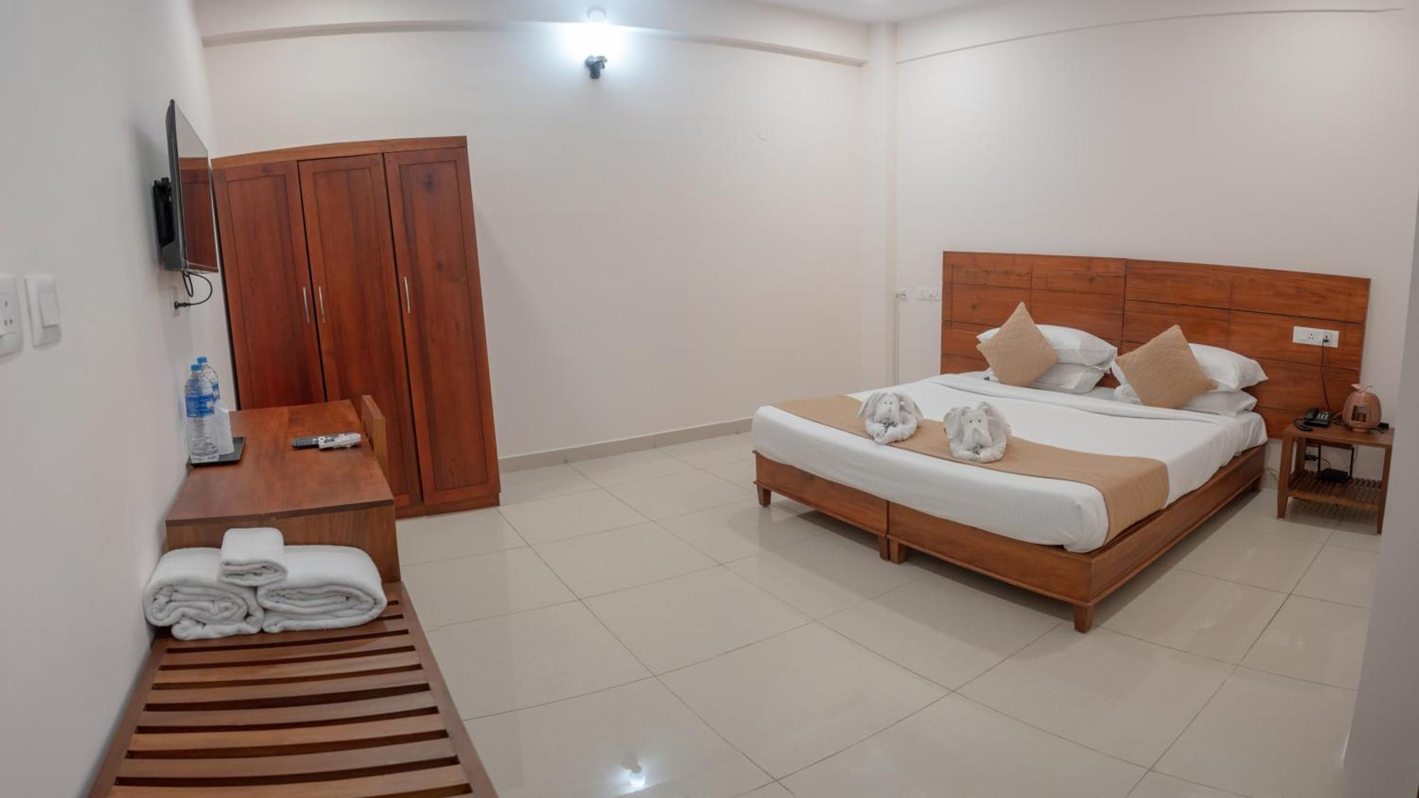 Daffodils Luxury Airport Suites Kochi Kültér fotó