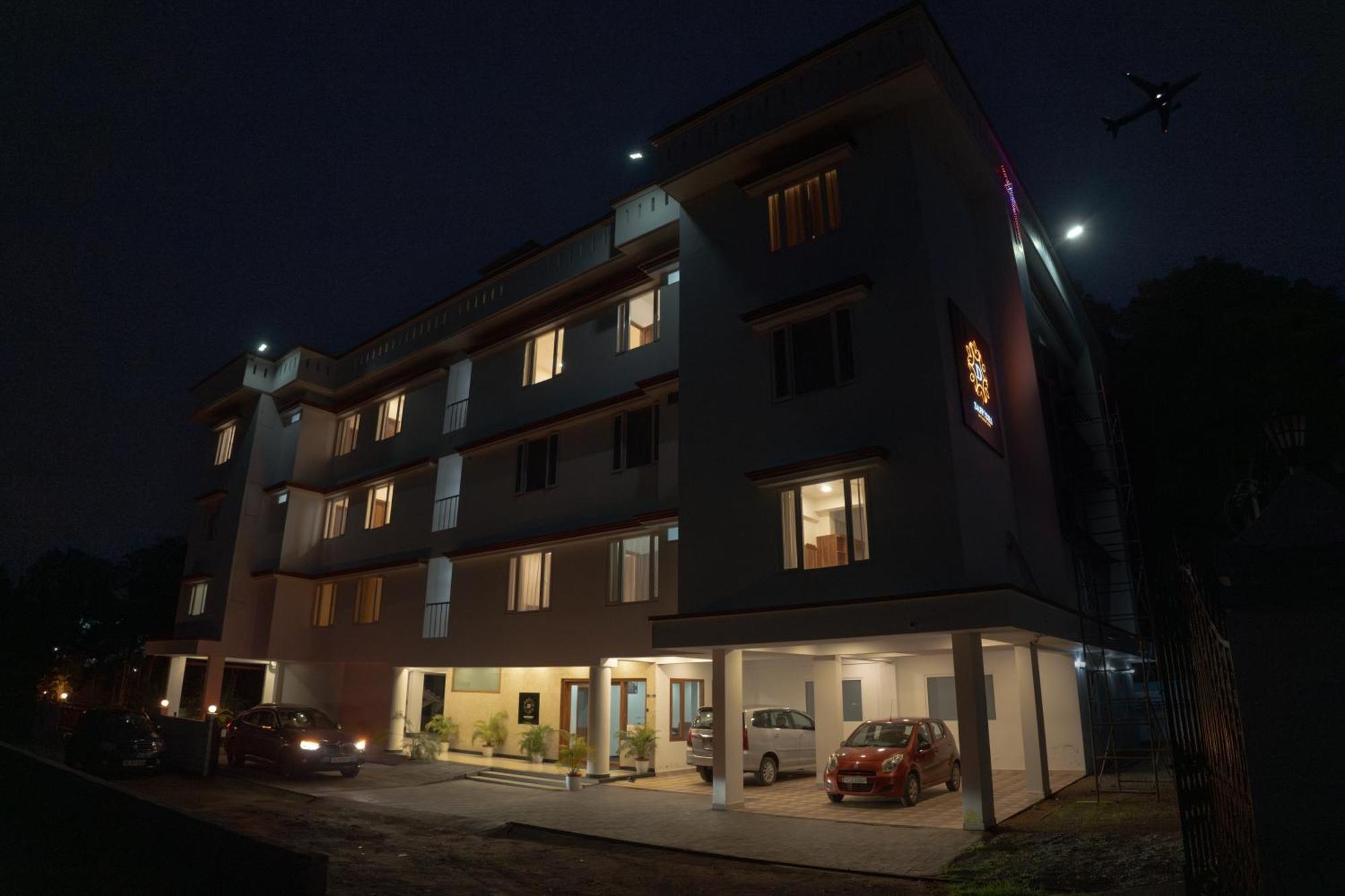 Daffodils Luxury Airport Suites Kochi Kültér fotó